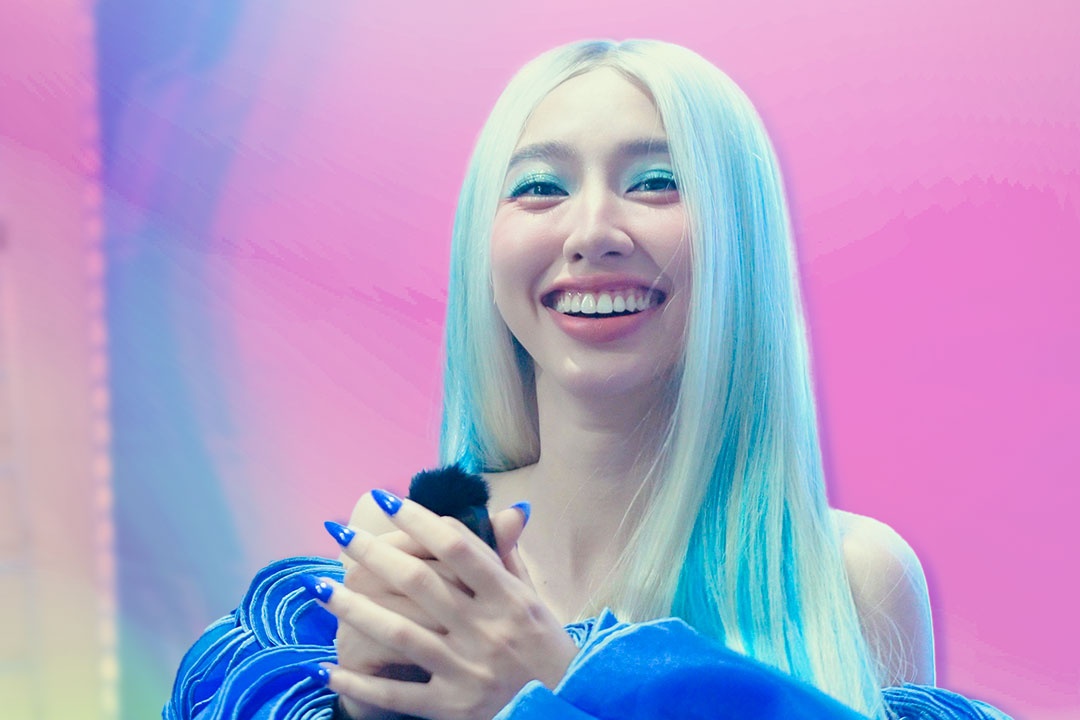 Thuy Tien: 'Toi song chung voi ba nhung cung it noi chuyen truc tiep' hinh anh