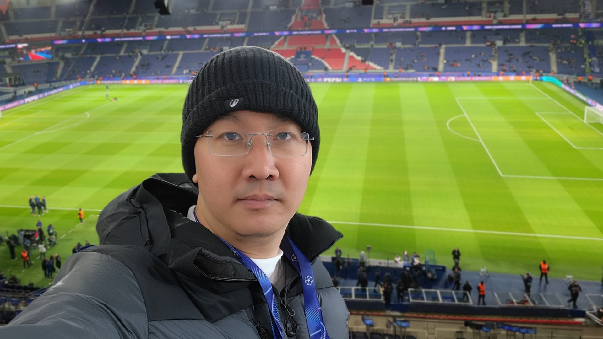 Ben trong PSG vs Newcastle: nhung gi truyen hinh bo lo hinh anh