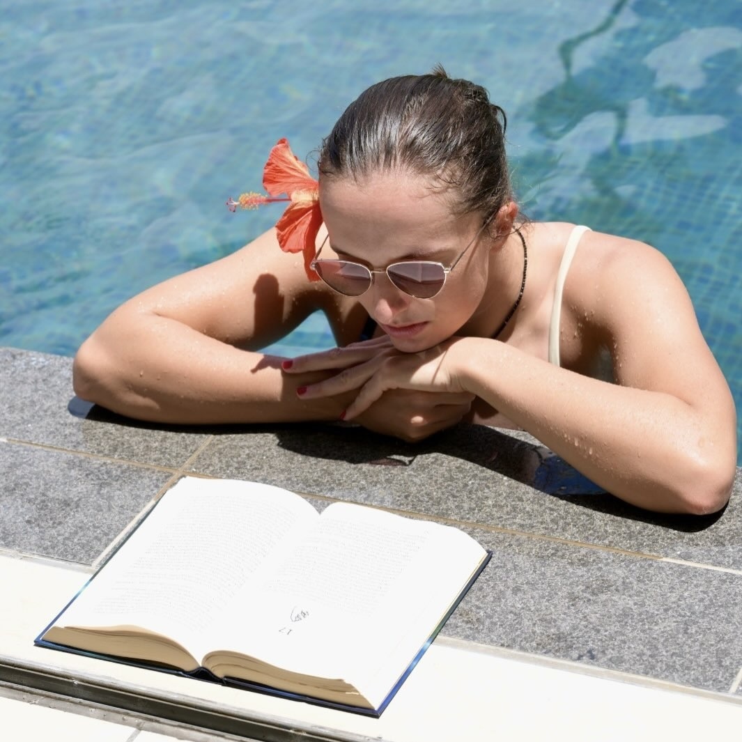 sách, Iga Świątek, Đấu trường Sinh tử, Cuốn theo chiều gió, Americanah, Świątek ảnh 1 sách, Iga Świątek, Đấu trường Sinh tử, Cuốn theo chiều gió, Americanah, Świątek ảnh 1