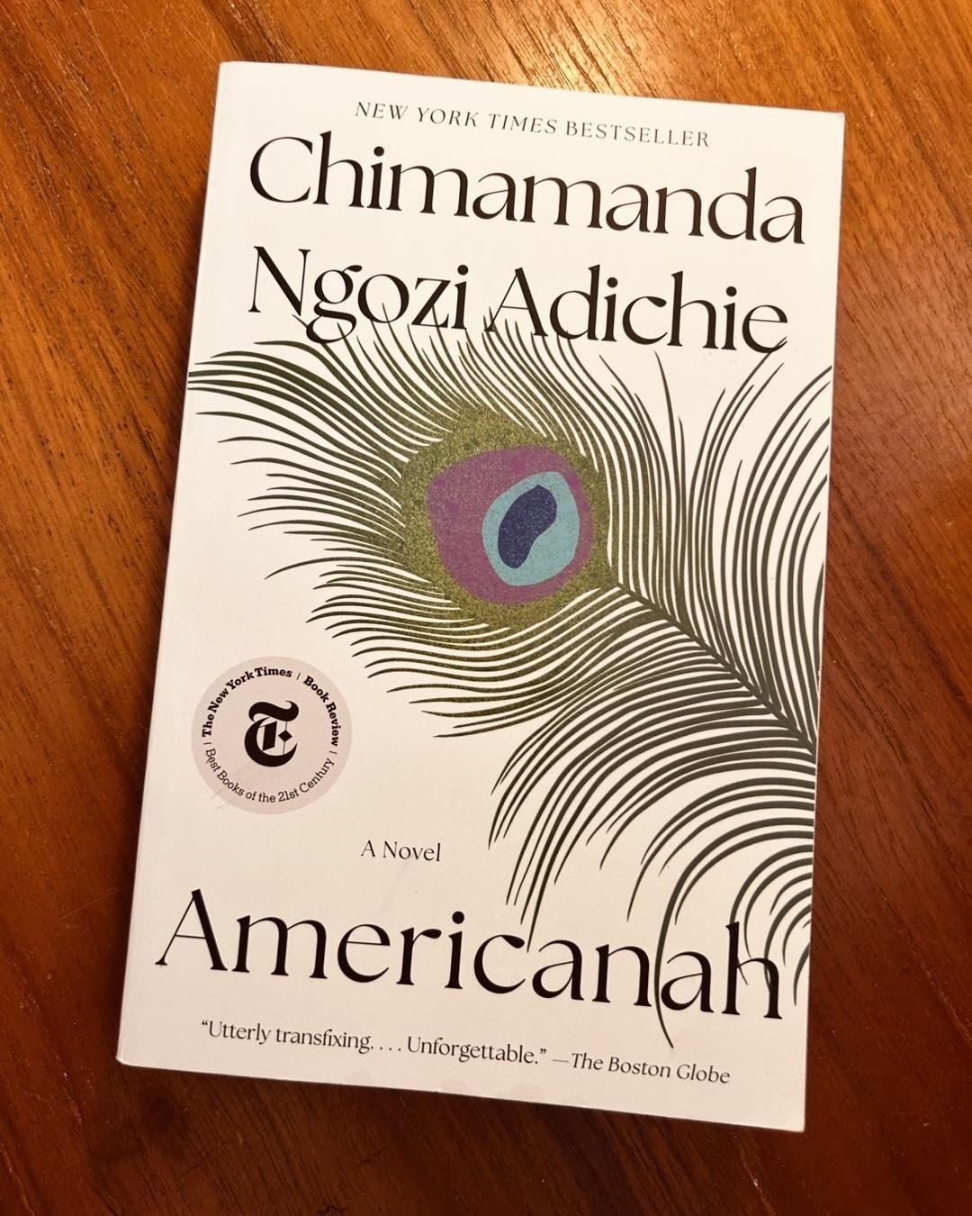 sách, Iga Świątek, Đấu trường Sinh tử, Cuốn theo chiều gió, Americanah, Świątek ảnh 4 sách, Iga Świątek, Đấu trường Sinh tử, Cuốn theo chiều gió, Americanah, Świątek ảnh 4
