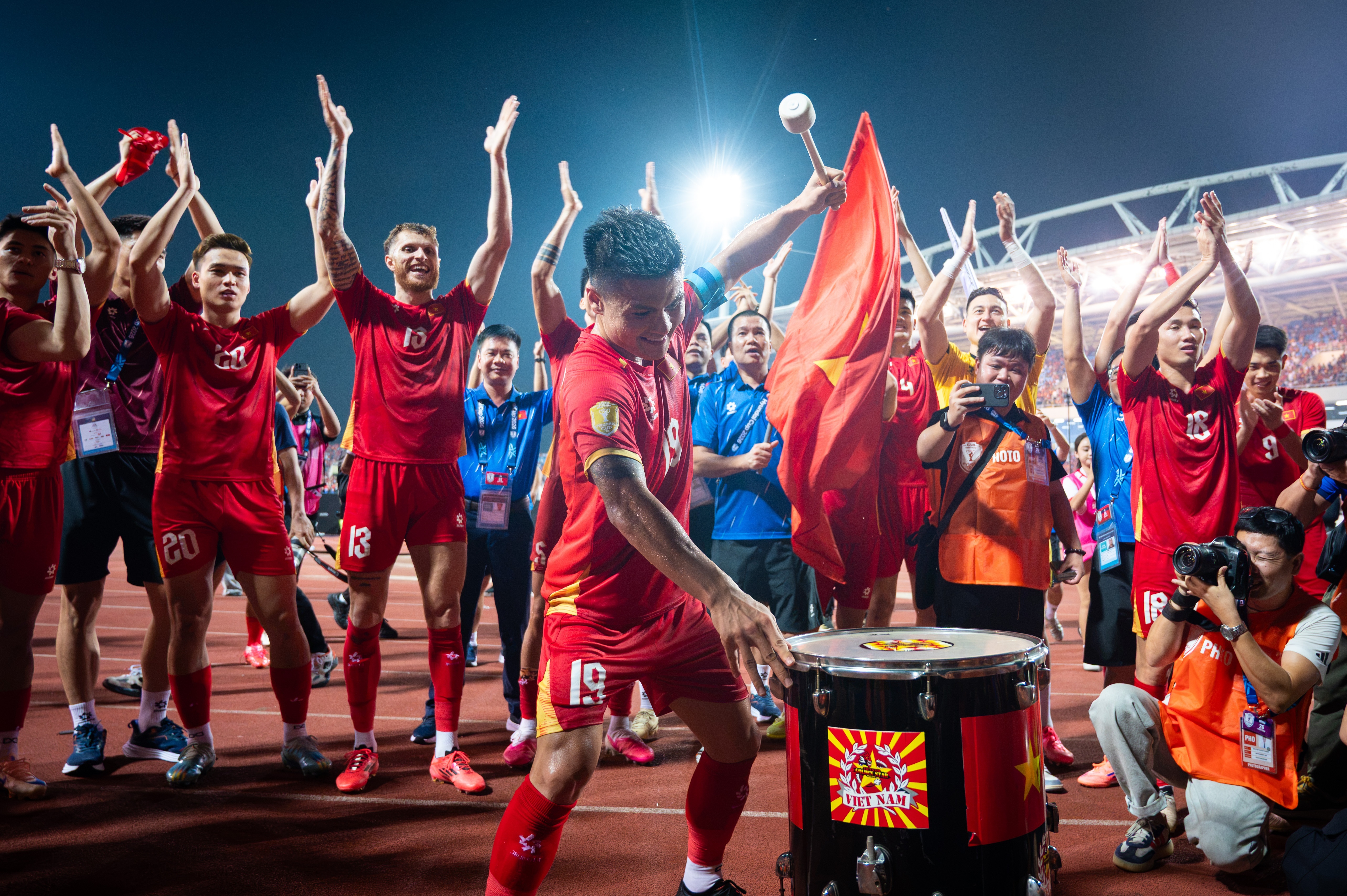 Kim Việt Nam ASEAN Cup ảnh 4