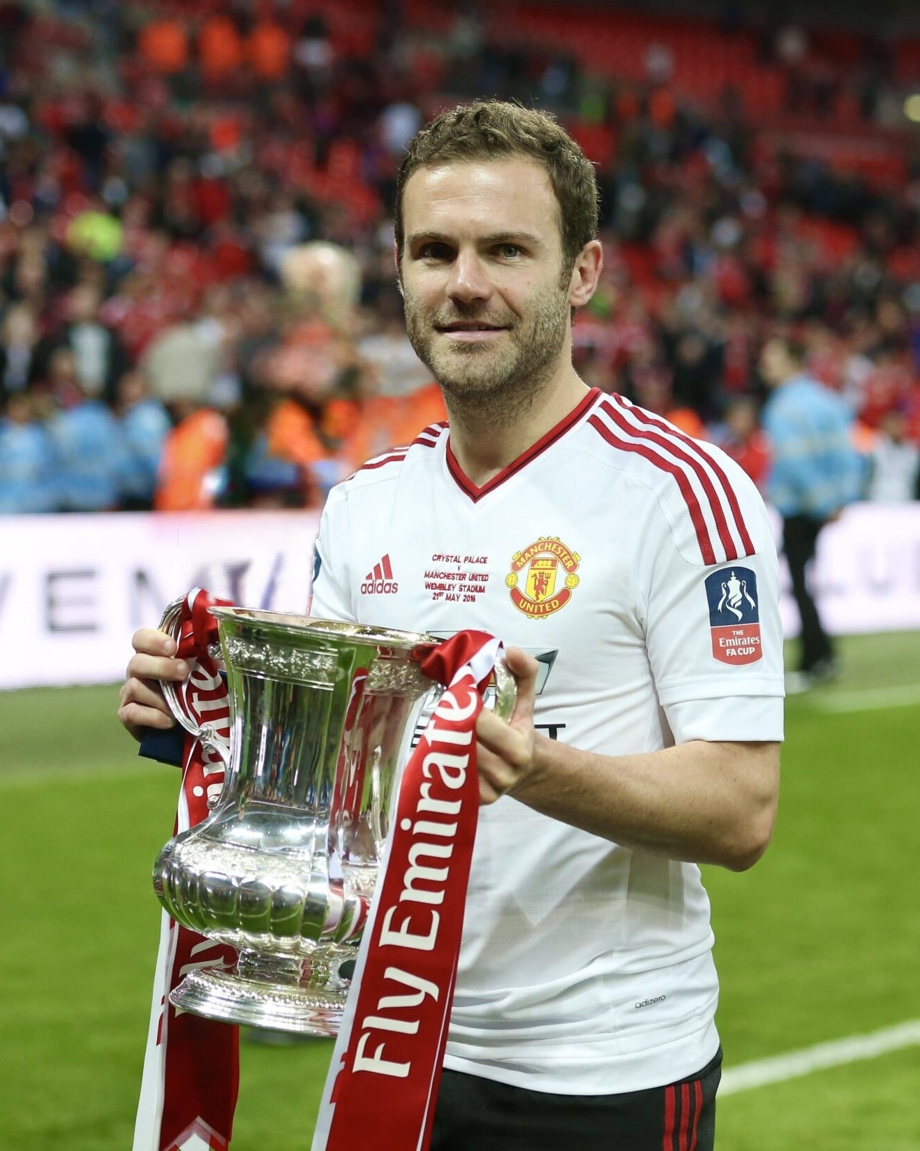 s&aacute;ch,  Man Utd,  Juan Mata,  Haruki Murakami,  Charles Bukowski,  Andre Agassi  ảnh 1