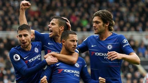 Nguoi giau nhat nuoc Anh bong gio viec mua lai Chelsea hinh anh