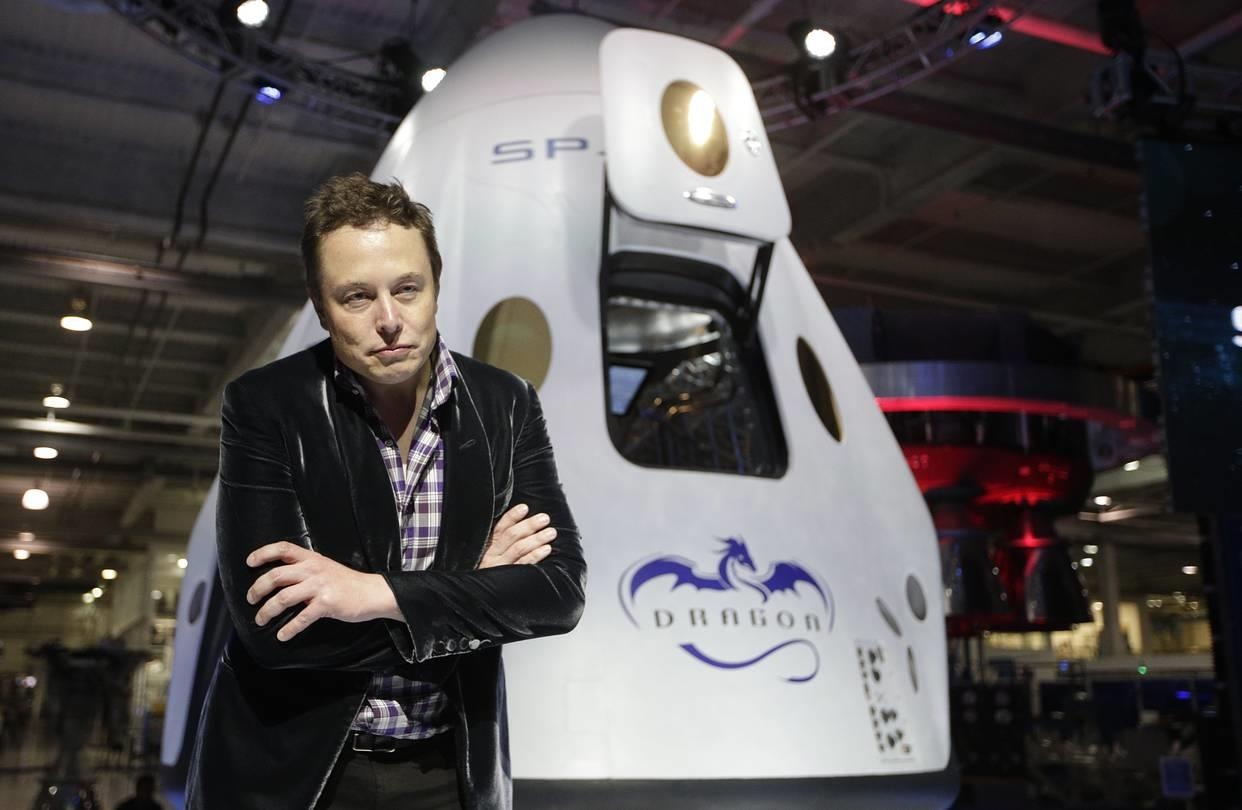 'Iron Man' Elon Musk la ty phu khong tien mat? hinh anh