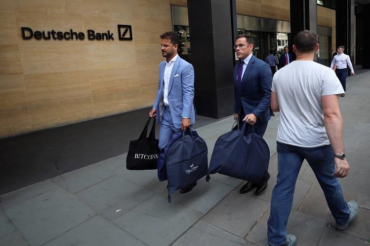 ceo của deutsche bank ảnh 2 ceo cua deutsche bank anh 2