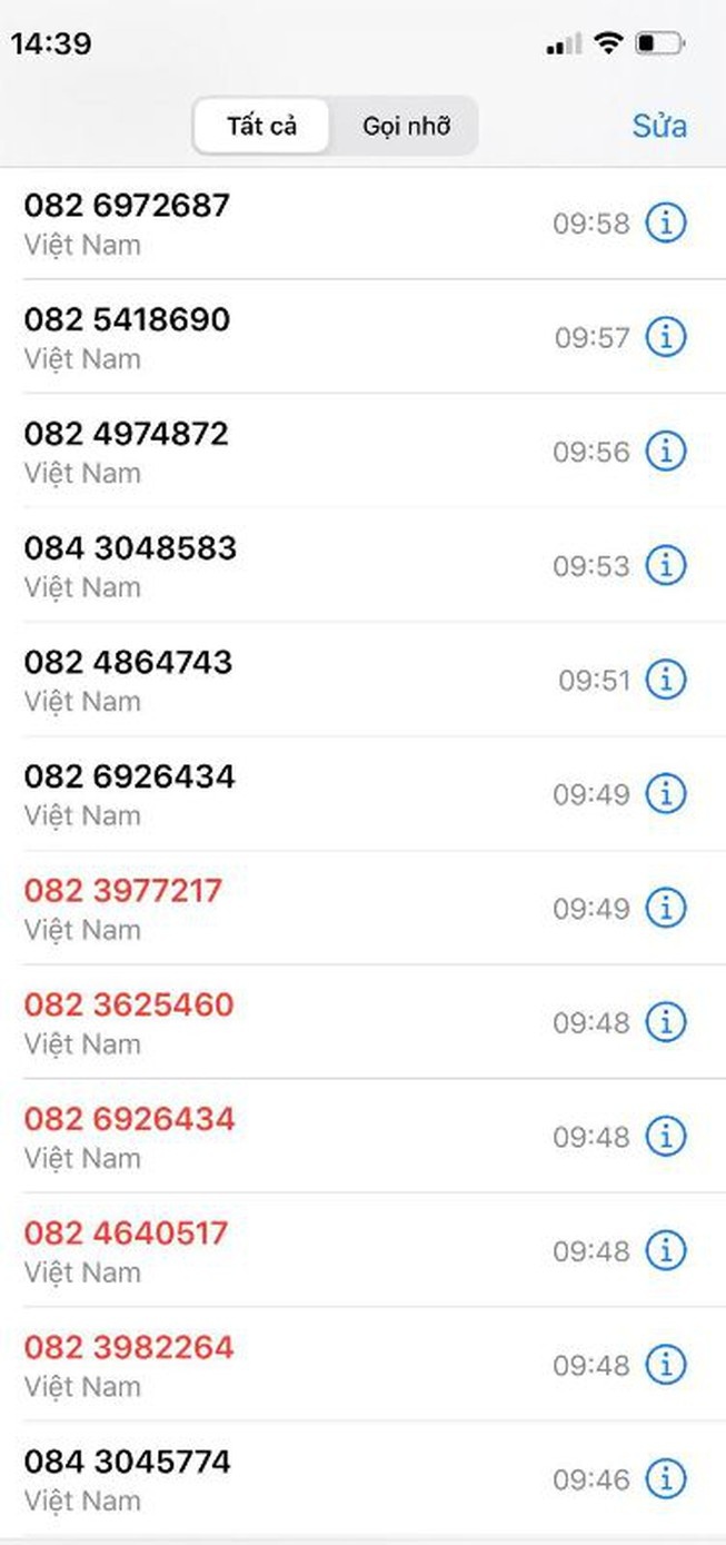 nhan vien doi bom dien thoai khac hang anh 1