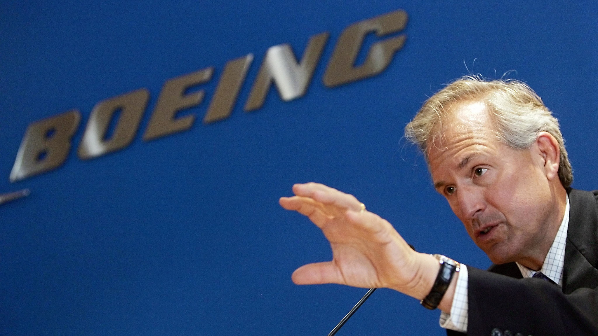 CEO Boeing bi sa thai anh 3