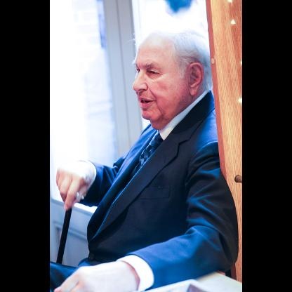 Chan dung cac ty phu dinh dam vuong vao tu toi anh 9