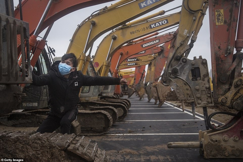 Ben trong benh vien 1000 giuong benh chi sau 4 ngay thi cong anh 10