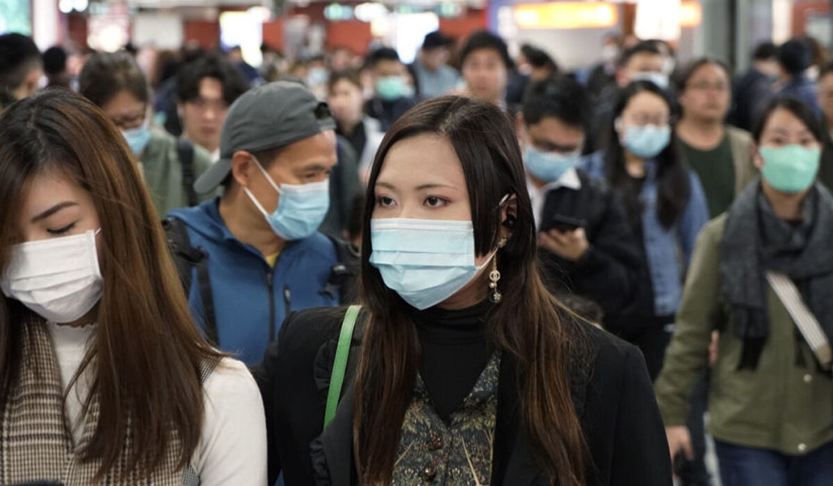 Khach Trung Quoc ky thi dan Vu Han, quyet khong di chung may bay hinh anh