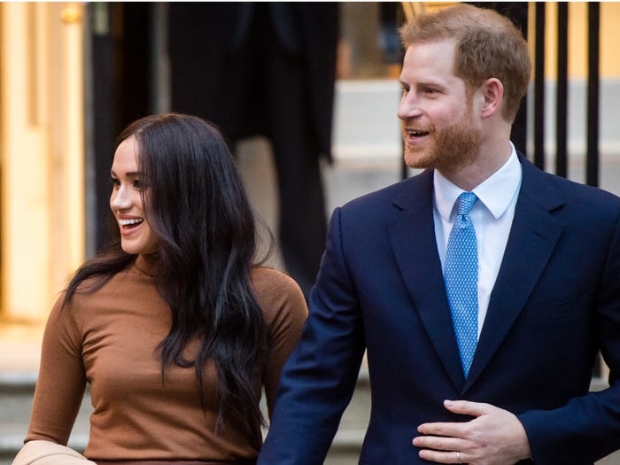 Ap luc tai chinh cua hoang tu Harry va Meghan khi tach khoi Hoang gia anh 9