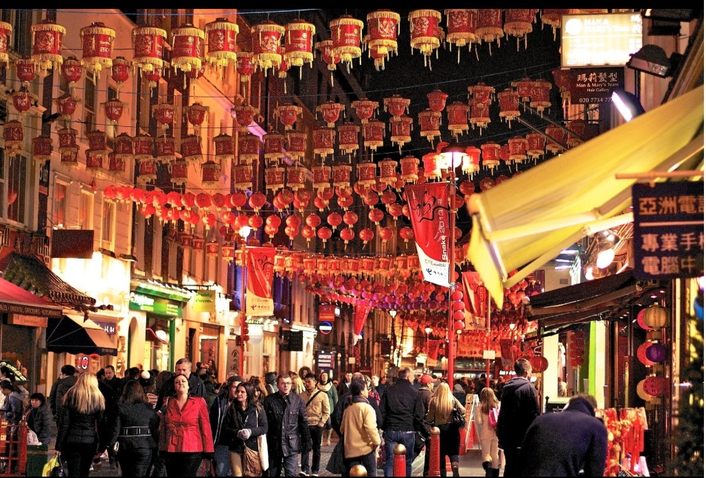 pho Tau o London lao dao vi virus corona anh 7