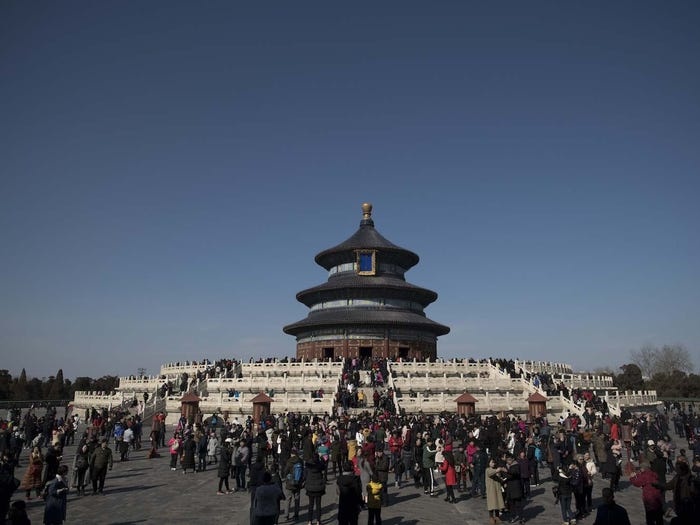 cac diem du lich hoang vang vi virus corona anh 3