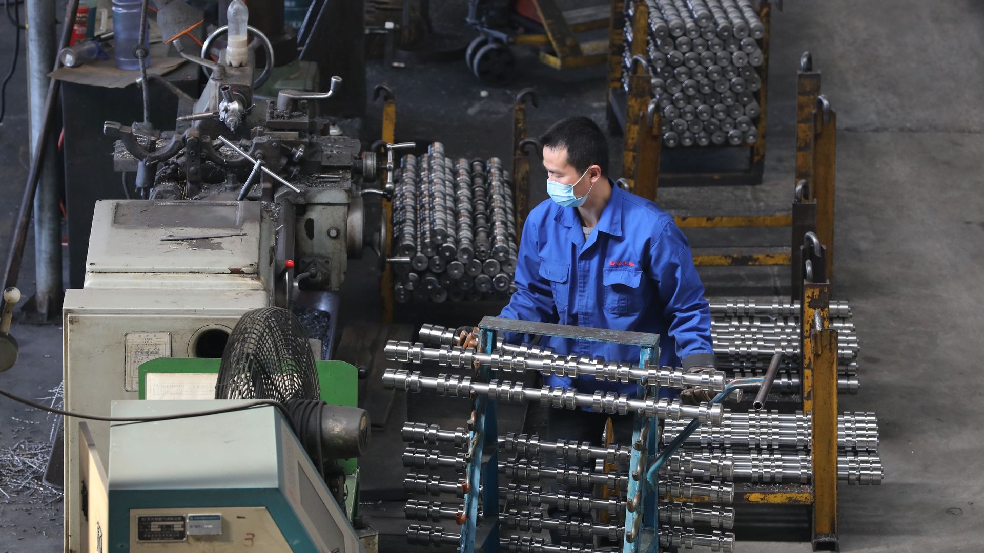 san xuat Trung Quoc te liet vi Covid-19 anh 1