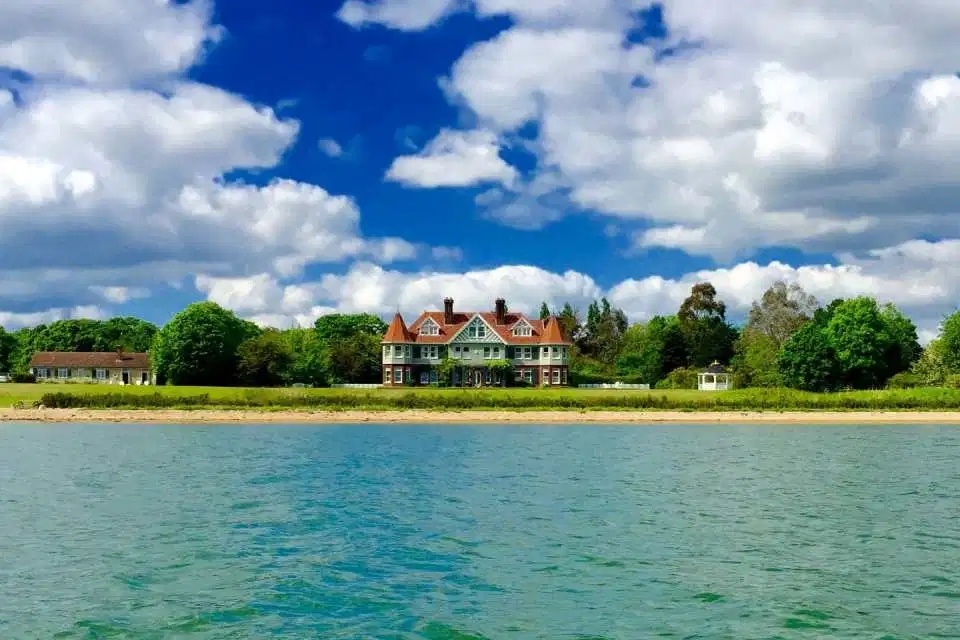 Nhung dia diem xa xi ly tuong de cach ly trong mua dich anh 11