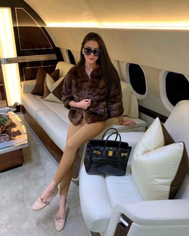 Gioi sieu giau bi len an vi 'chay' xet nghiem,  khoe khoang khu cach ly xa xi anh 2