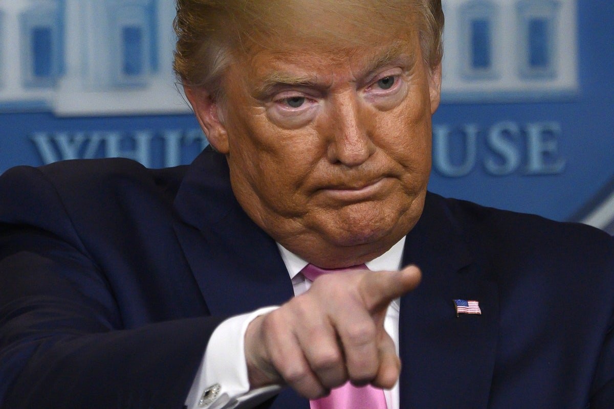 Kinh te My lao doc, ong Trump mat co hoi giu ghe tong thong? hinh anh