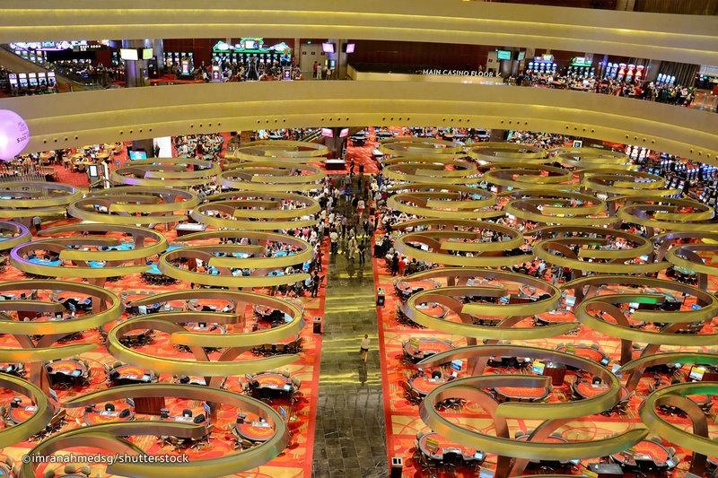 Thu loi nhuan cuc khung,  song bac dat gia nhat Singapore bi dieu tra anh 2