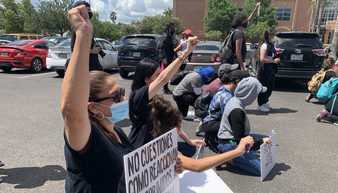 Kinh te My roi vao suy thoai, cham dut 10 nam tang truong lien tuc hinh anh