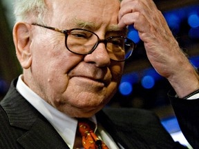 Warren Buffett xin loi sau khi chuoi quyet dinh dau tu 'sai lam' hinh anh