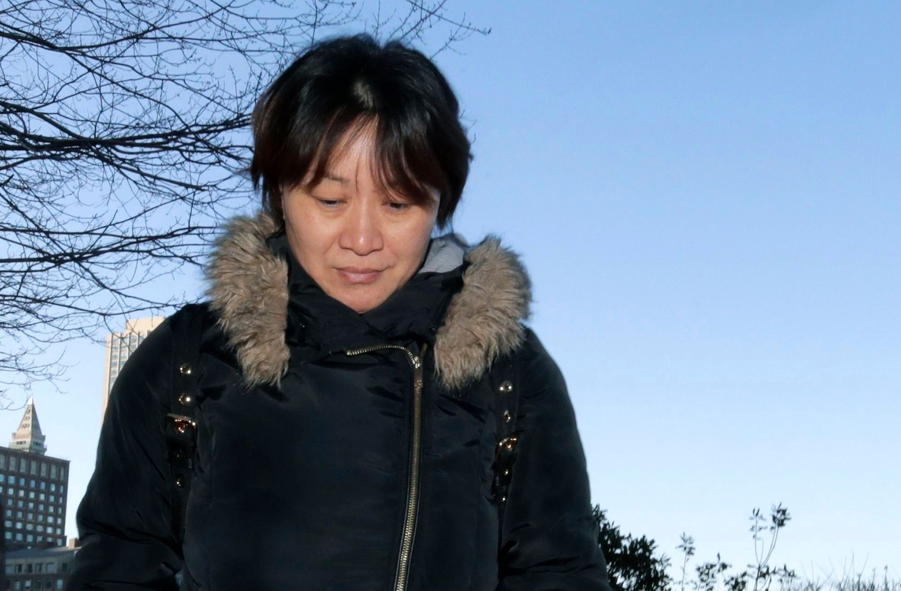 Chi 400.000 USD chay truong cho con, nguoi me phai hau toa o My hinh anh