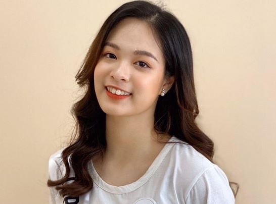 Hoa khoi 10X truong bao chi la hoc sinh gioi 12 nam pho thong hinh anh