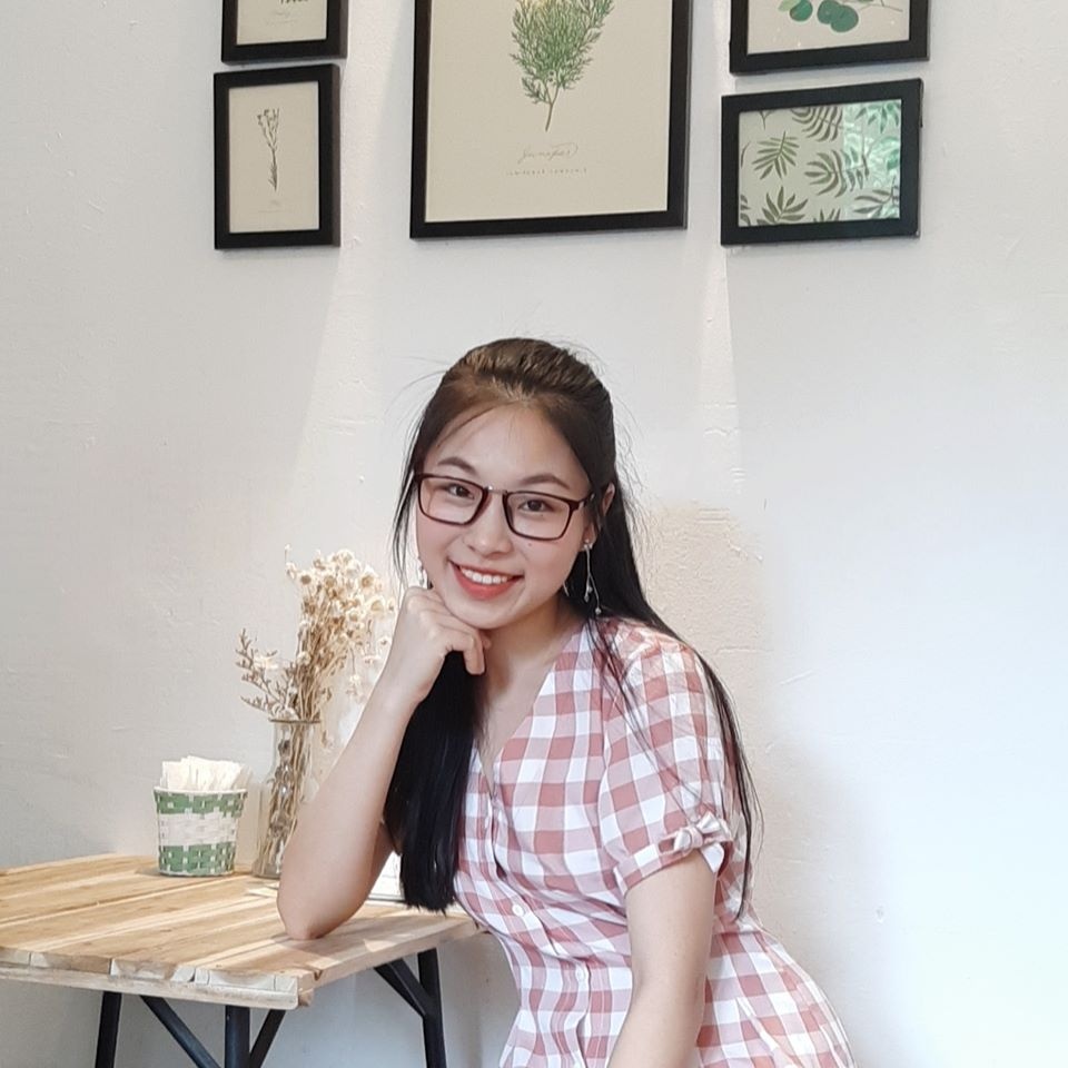 Nu sinh Bach Khoa anh 1