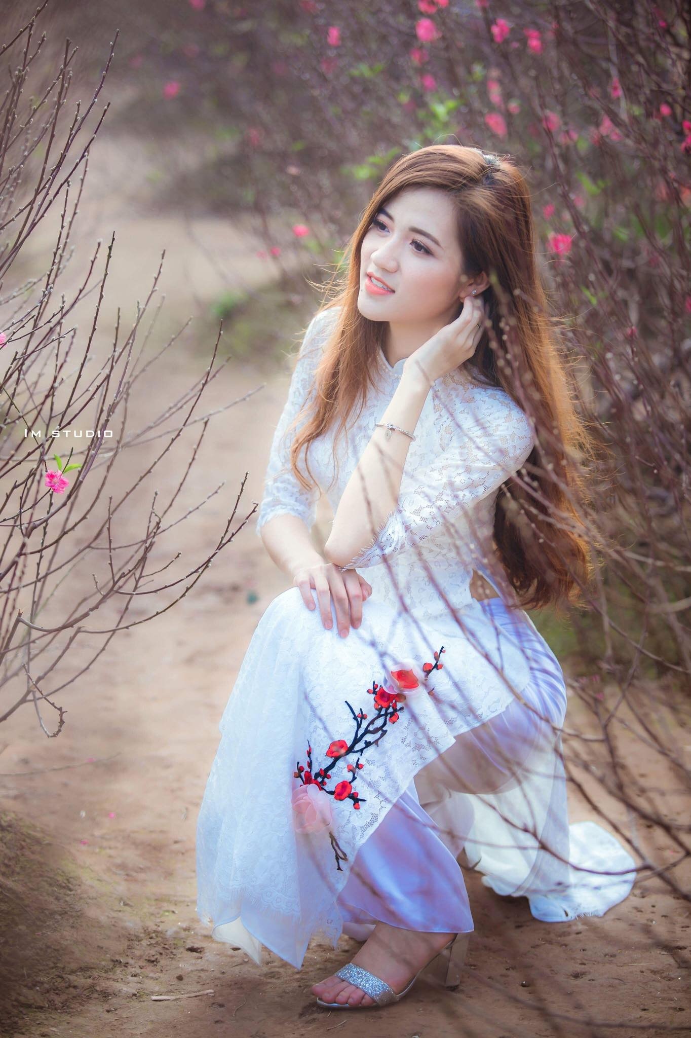 co giao 9X hoa khoi thu hut cong dong mang anh 4