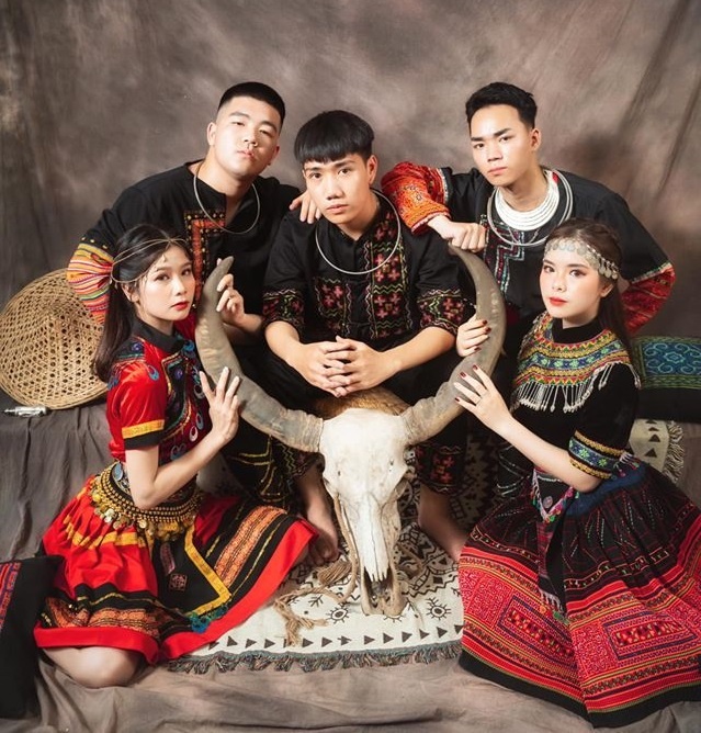 Anh ky yeu hoc sinh anh 8