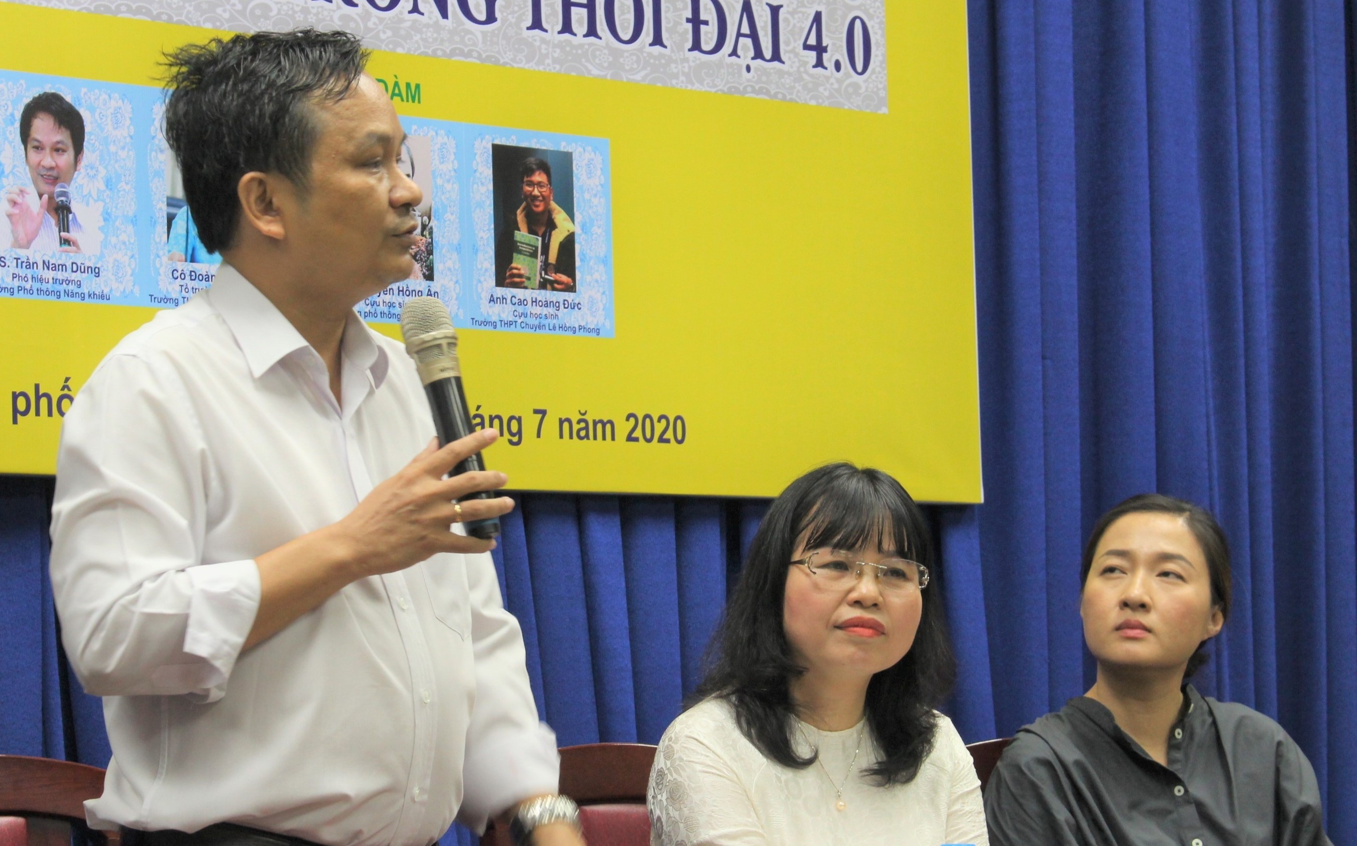 Hoc truong chuyen khong phai hoc lech anh 1