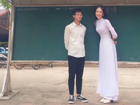 Nu sinh cao 1,74 m, uoc mo thi hoa hau hinh anh