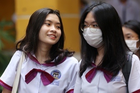 Nhieu dai hoc tu thuc o TP.HCM cong bo diem san xet tuyen hinh anh