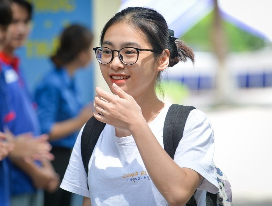 Diem san cao nhat cua DH Luat TP.HCM la 25 hinh anh