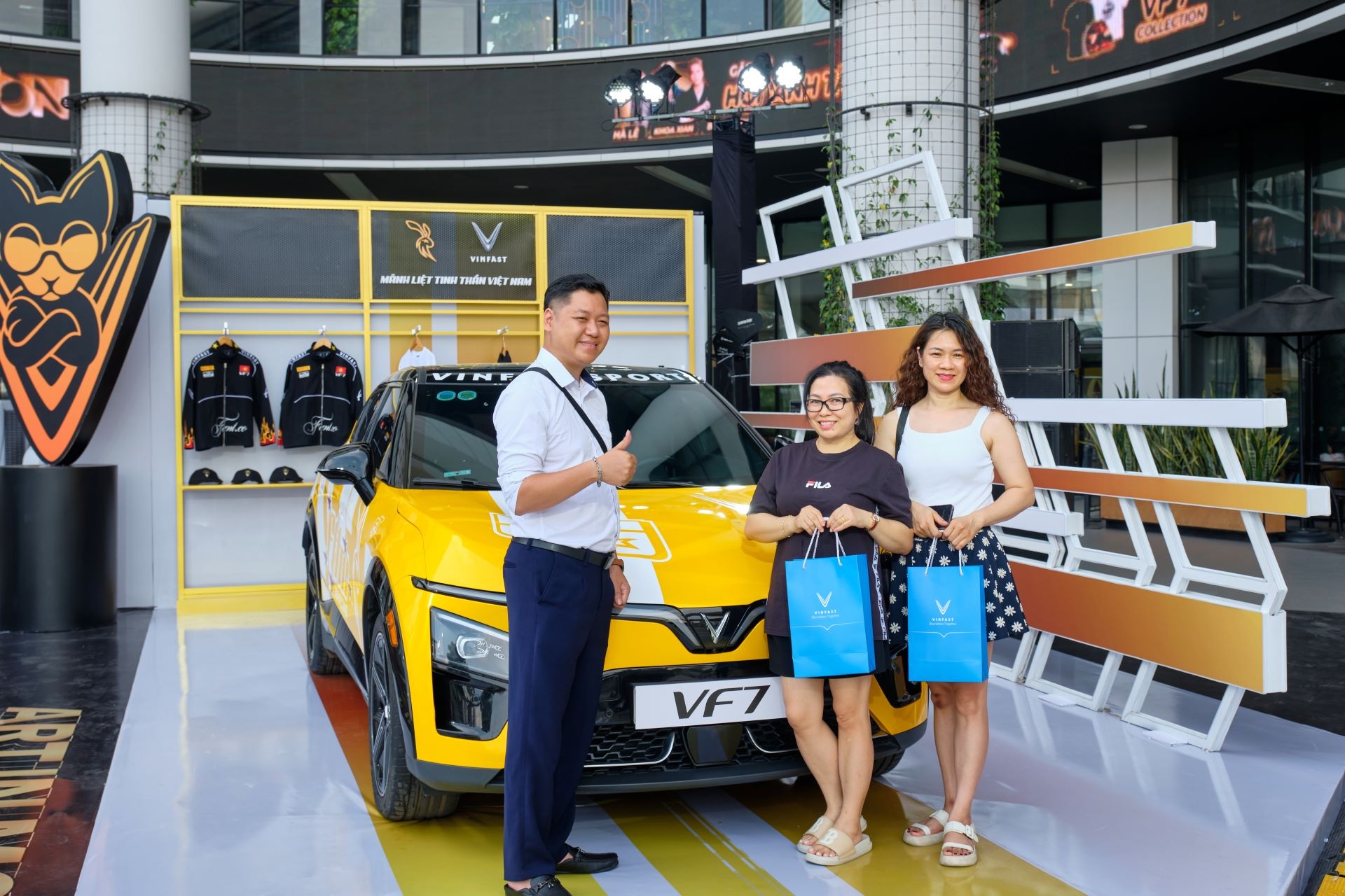 VinFast VF 7 anh 4