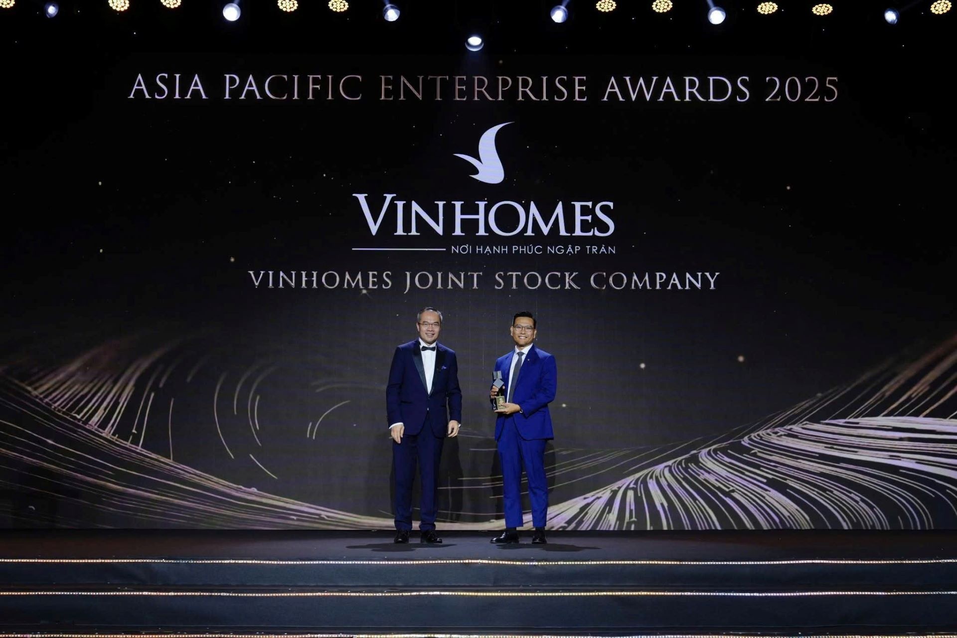 Vinhomes anh 1