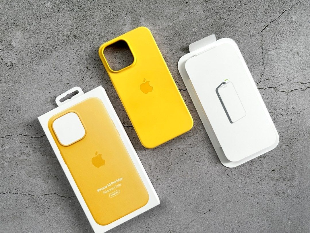 Apple ra mat iPhone vang anh 2