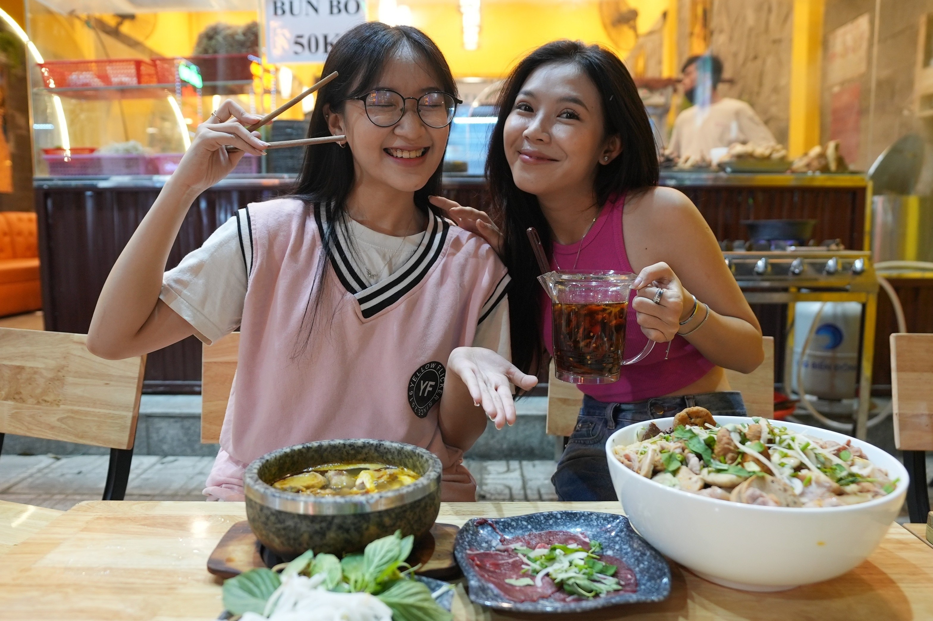 Thu thach an to bun bo khong lo nhan 1,2 trieu dong o TP.HCM hinh anh