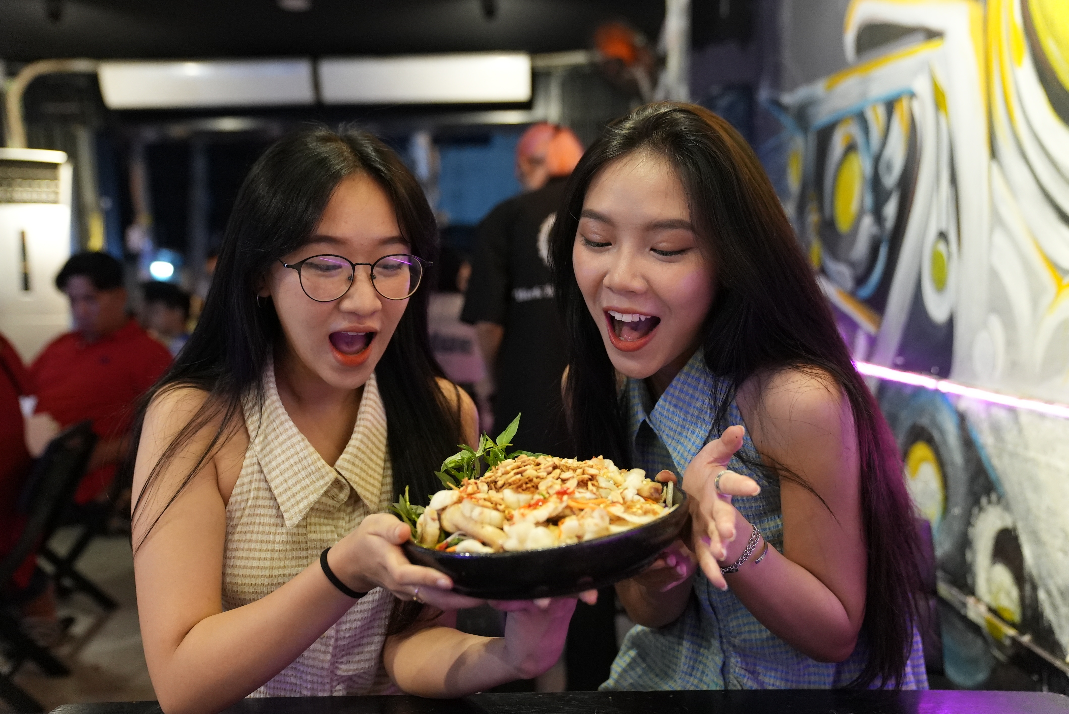 An thu goi ga mang cut gia 280.000 dong/dia o TP.HCM hinh anh