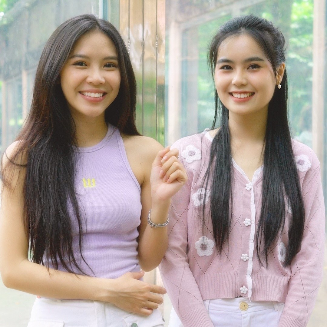 Thoi tiet cung cac MC: Du mua, nhan vien lam viec hieu qua hon hinh anh