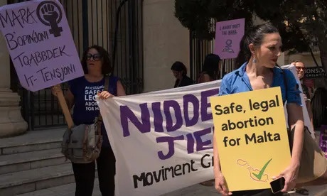 Berlin bai bo luat cam huong dan pha thai cua Duc Quoc xa hinh anh