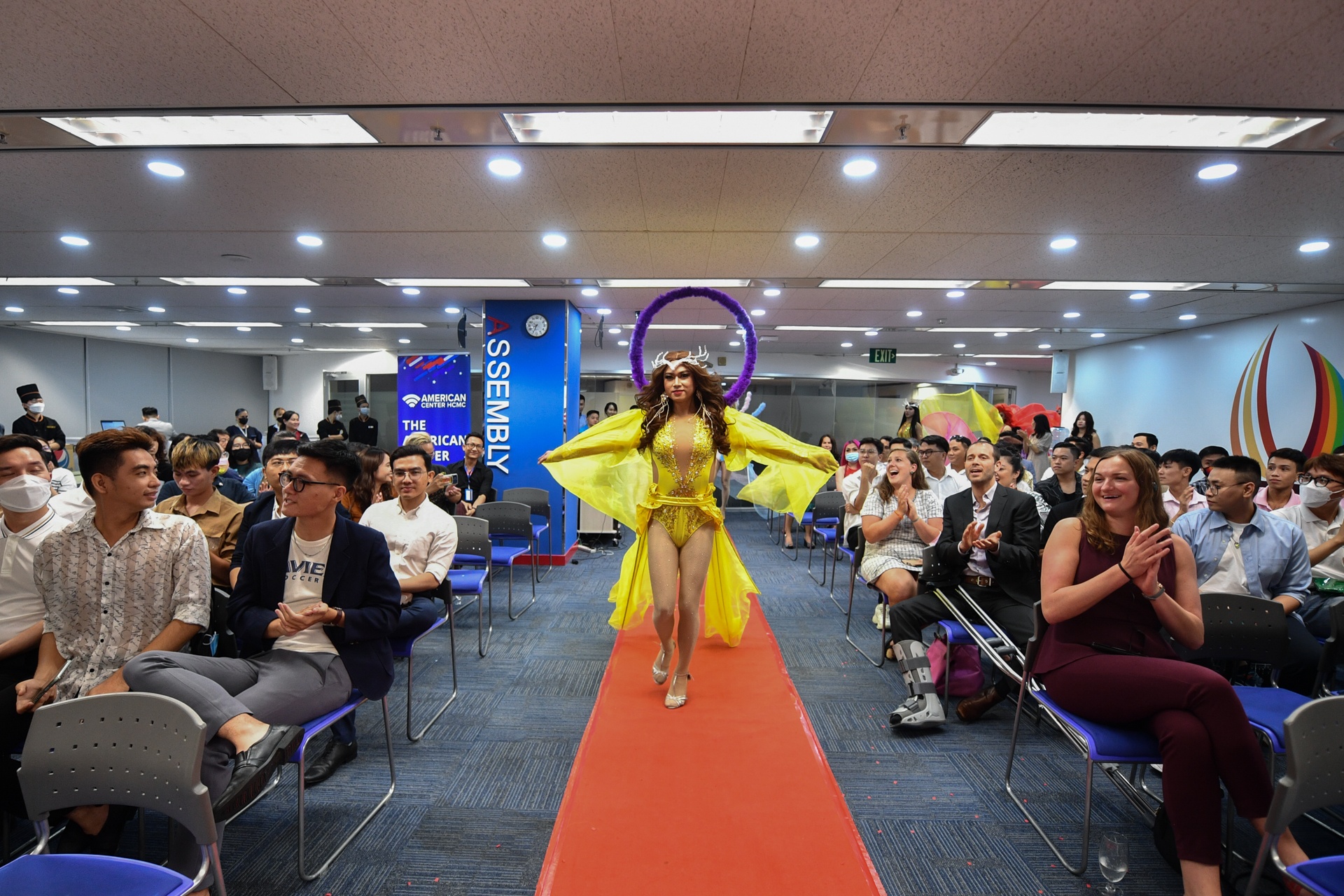 Tong Lanh su quan My to chuc Ngay hoi Tu hao anh 1