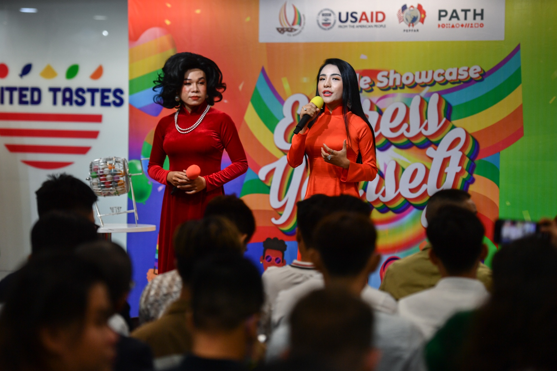 Tong Lanh su quan My to chuc Ngay hoi Tu hao anh 8