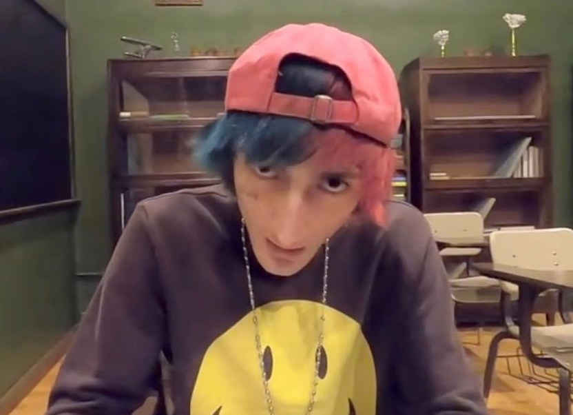 Nghi pham mac do phu nu de lan tron sau khi xa sung o My hinh anh