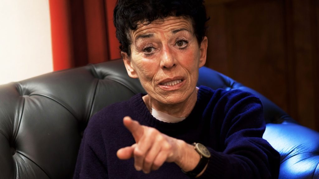 Co van tu chuc sau phat bieu gay day song cua thu tuong Hungary hinh anh