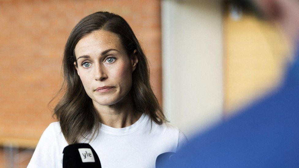 Thu tuong Phan Lan xin loi ve buc anh tai tu dinh hinh anh