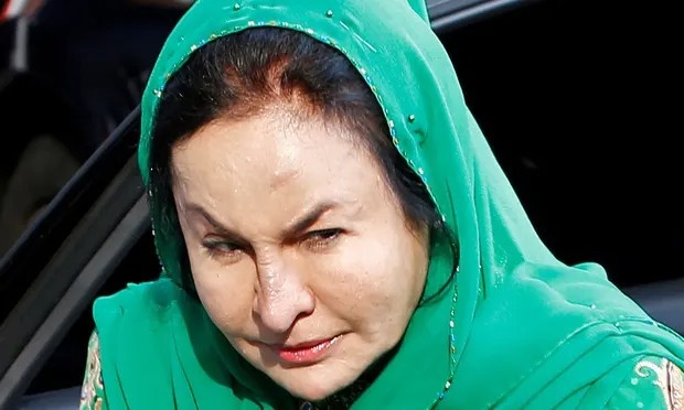 Vo cuu Thu tuong Najib bi ket an 10 nam tu giam hinh anh