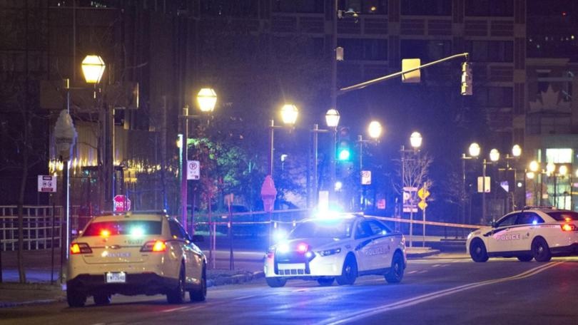 10 nguoi chet trong vu dam chem o Canada hinh anh