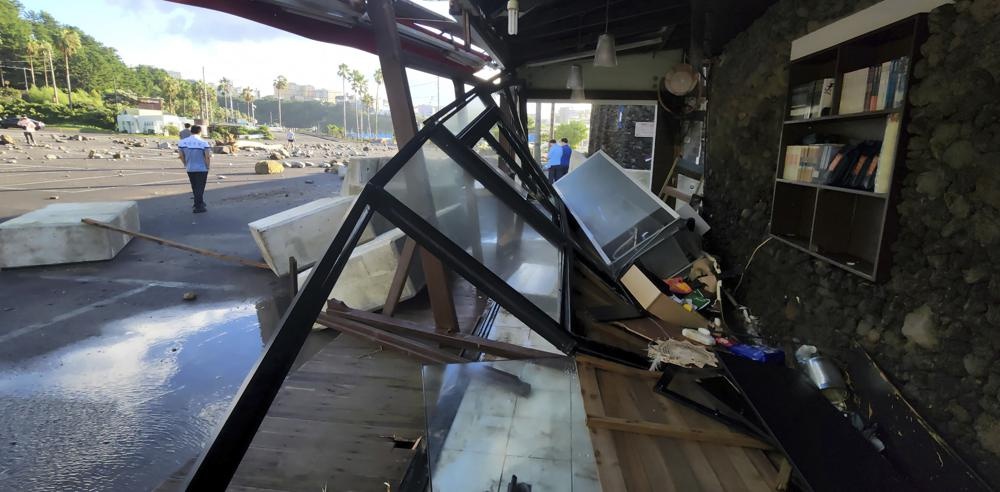 Sieu bao tai Han Quoc anh 8