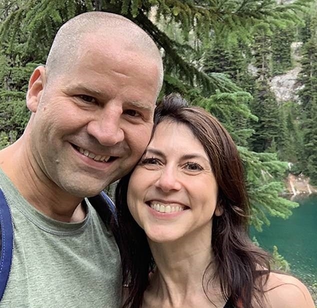 MacKenzie Scott ly hon anh 1