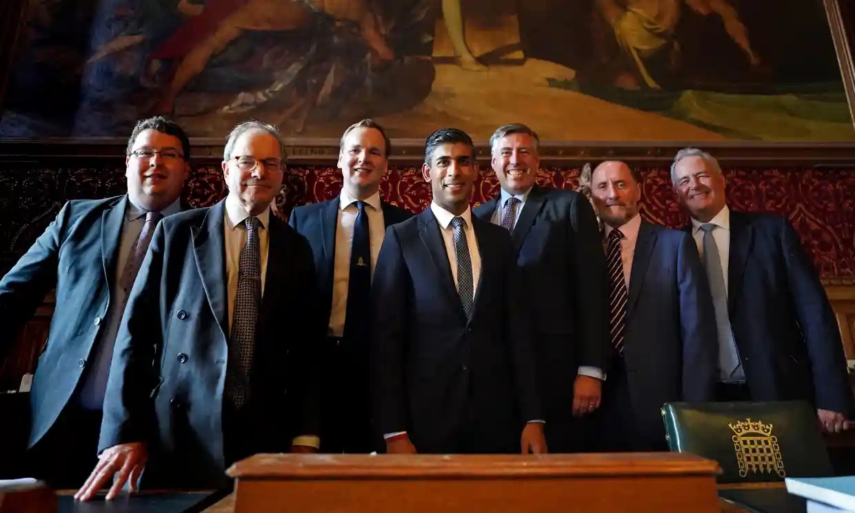 Ong Sunak tuyen bo khong tong tuyen cu som hinh anh